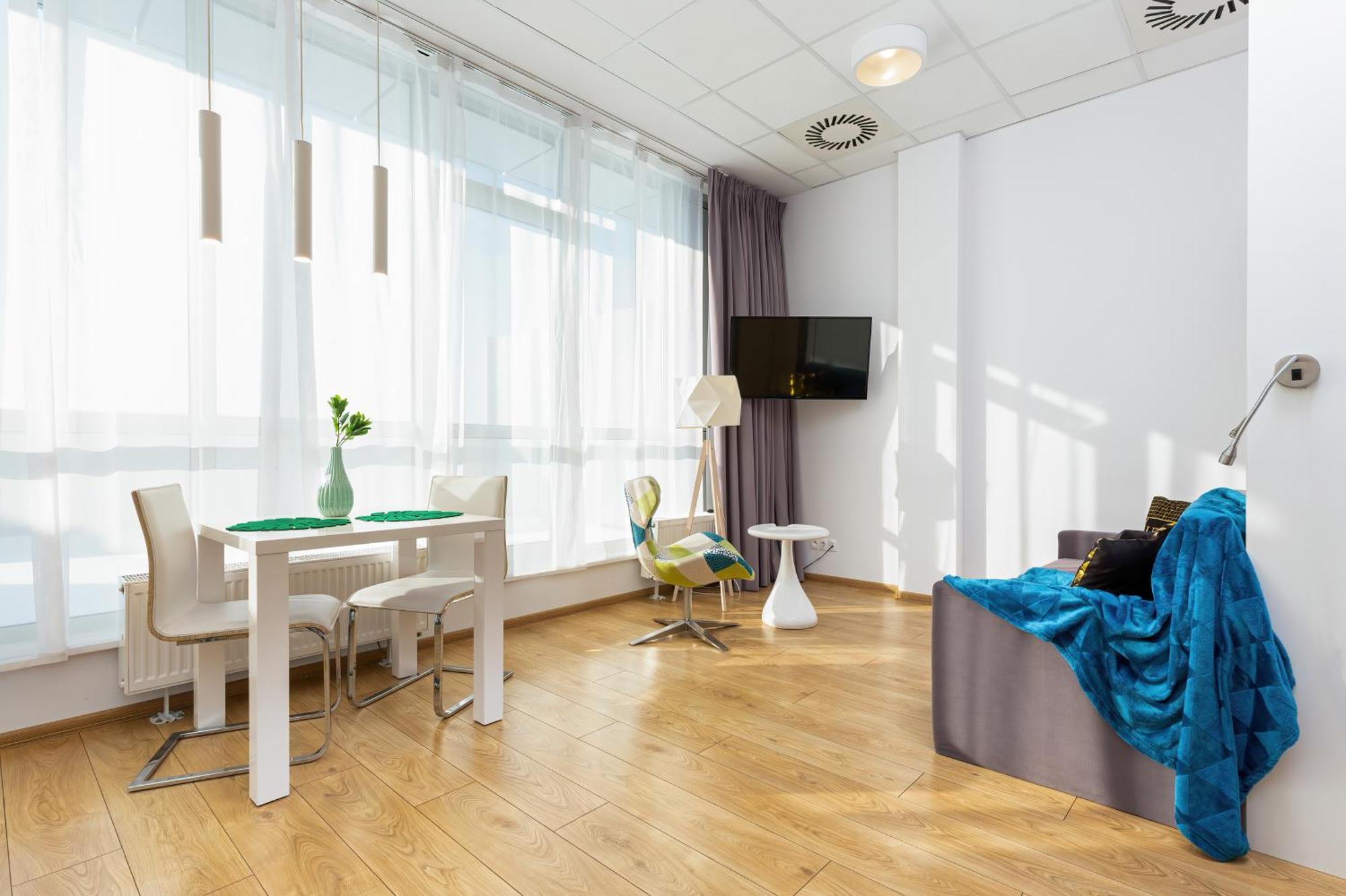 Varsovia Apartments Warsaw By Noclegi Renters Exterior photo